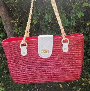 Source Unknown Red Woven Tote with White Trim and Gold Chain